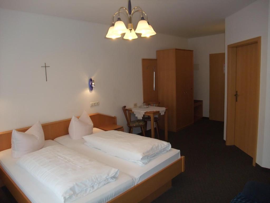 Gasthof Alte Post Obertrubach Номер фото